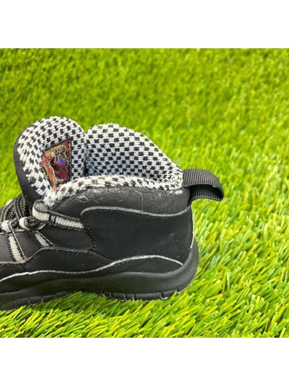 Nike Air Jordan 10 Retro Boys Size 8.5C Black Athletic Walking Shoes Sneakers